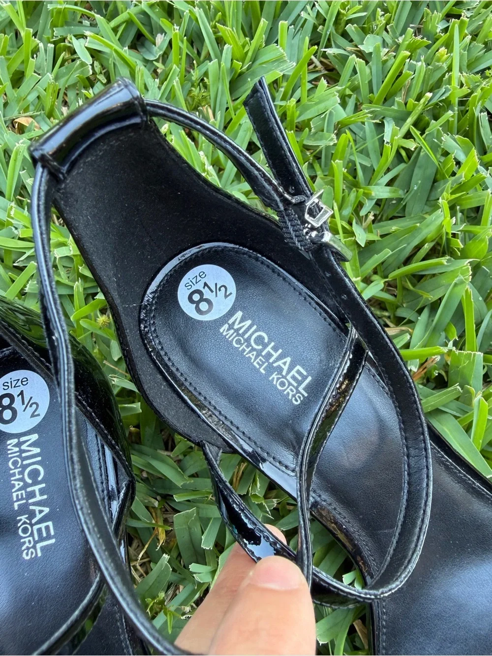 MICHAEL Michael Kors looks wardrobe up